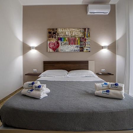 B&B 3 Vele 切萨雷奥港 外观 照片